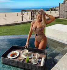 Maybe you would like to learn more about one of these? Spray Tan Client Gallery Blushtan San Diego S Best Organic Airbrush Spray Tanning Salon