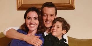 Al momento abbiamo 1.428 episodi nel nostro archivio, il primo dei quali è stato trasmesso il maggio 2021. Il Paradiso Delle Signore 5 Ecco Chi Sostituira Clelia E Luciano