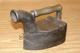 Ferro A Carvao Ferro De Passar Antigo Ferro De Passar Ferro
