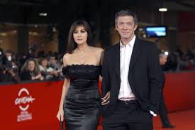 La fille de monica bellucci et vincent cassel a prêté son visage à la maison italienne dolce & gabbana le temps de sa campagne pour son nouveau deva cassel pour dolce gabbana. Deva Cassel Trop Belle Pour Etre Vraie La Fille De Monica Bellucci Et Vincent Cassel Aurait