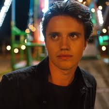 meet us at the Ferris wheel 🎡 📸: @jensler43