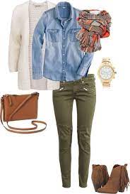 Pin By Martha Lucia Posada Sanchez On Fall Outfits Olive Pants Outfit Fall Outfits Green Pants Outfit