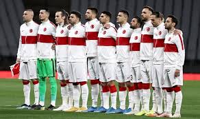 Latest on fortuna düsseldorf forward kenan karaman including news, stats, videos, highlights and more on espn Kenan Karaman Schalke Ve Genoa Yi Reddetti Besiktas A Geliyor Haber Turek