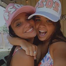 Sara-Addison (@saraaddison_poe) • Instagram photos and videos