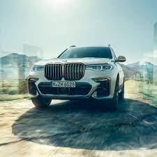The bmw x7 m automobiles m50d and m50i radiate pure power and authority. Bmw X7 M50i Ausstattungen Technische Daten Preise Bmw De