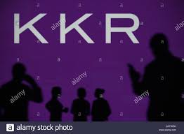 You can download in.ai,.eps,.cdr,.svg,.png formats. Die Kkr Kohlberg Kravis Roberts Logo Auf Dem Led Bildschirm Im Hintergrund Zu Sehen Ist Wahrend Eine Silhouette Person Ein Smartphone Verwendet Nur Redaktionelle Nutzung Stockfotografie Alamy