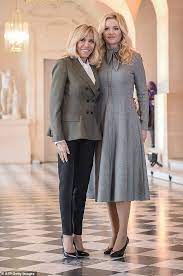 Kdy a kde je koupíte u vás? Czech Prime Minister S Wife Is The First Lady Of Instagram First Lady Fashion Lady