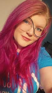 Katlin Bryant's Instagram, Twitter & Facebook