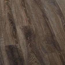 Carbillo Oak Water Resistant 12 Mm Laminate Flooring 16 80 Sq Ft Case Laminate Flooring Flooring Oak Laminate Flooring