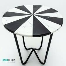 Mermer Sehpa Panosundaki Pin