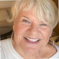 Kathryn Boehm's Instagram, Twitter & Facebook