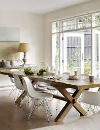 Love The Table And The Mix With Modern White Chairs Dining Room Table Decor Dining Room Trends French Country Dining Room