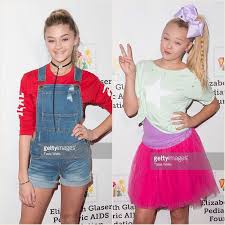 Oz show, mehmet oz praised abby, 53, for influencing dancers who have went on to great fame, including nickelodeon star jojo siwa. Pin By Pascal Lindner On Lizzy Greene And Jojo Siwa Jojo Siwa Jojo Fashion