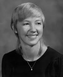 Dee Banta's Instagram, Twitter & Facebook