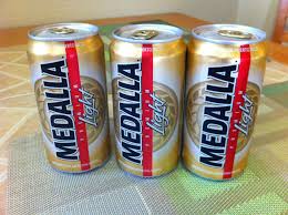 Cervesa Medalla De Puerto Rico Coors Light Beer Can Coors Light Beer Can