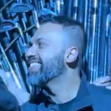 Cameron Khan's Instagram, Twitter & Facebook