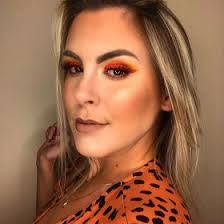 Julia Rowell's Instagram, Twitter & Facebook