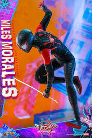 Hot Toys 1 6th Scale Miles Morales Spider Man Into The Spider Verse Spiderman Hot Toys Miles Morales Spiderman