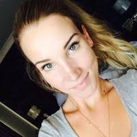 50+ perfiles de «Becky Macpherson»