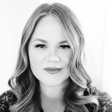 Dana Hoff's Instagram, Twitter & Facebook