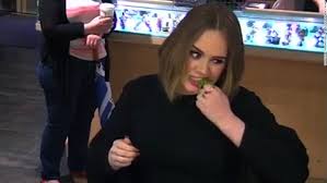 Dieser pinnwand folgen 1041 nutzer auf pinterest. Adele S Wild Jamba Juice Prank Cnn Video