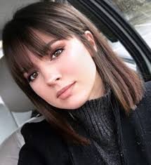Bu nedenle, ben kıvırcık, düz, dalgalı ve sıfır kesim saç modellerinden bir kaç tanesini photosop'ta editleyerek sayfaya ekledim. Yuvarlak Yuze Kisa Sac Modelleri 2021 Modasi Geldi