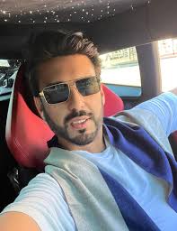 Rehan Siddiqi's Instagram, Twitter & Facebook