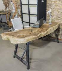 Ein schreibtisch aus holz ist der klassiker: Design Schreibtisch Aus Holz Von Gerken Wohndesign Der Tischonkel