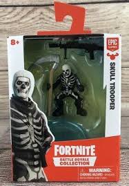 Fortnite Battle Royale 2 Skull Trooper Action Figure W Accessories New Ebay Fortnite Epic Games Battle