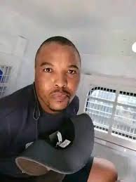 Farm murder‼️ 'Killer' caught with dead man's gun! Police in limpopo have  arrested a 29 year old suspect, Bazali Mathebula, in connection with a farm  murder, Robert Scholtz. Mathebula was arrested on