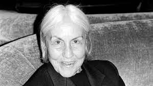 Nancy Mellen's Instagram, Twitter & Facebook