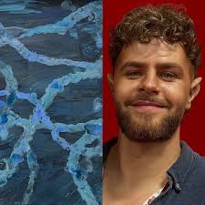 I hope @JayMcGuiness will like how the navy/dark blue coloured background  for my portrait study of him in his Fennex look has turned out in my  sketchbook 🎨🧔🏻‍♂️🦊 I'm going to start
