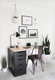 Diy Modern Wood Desk Themerrythought Diy Desk Modern Wood Desk Ikea Desk Diy Desk With Drawers