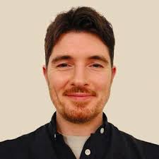 Stuart H., Qualified TEFL Tutor with 10+ years experience. Learn English  with me today!