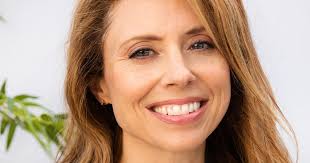 Inspirational Women in STEM and Tech: Sandy Marshall of Project Scientist  On The 5 Leadership Lessons She Learned From Her Experience