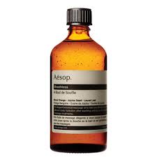 Extra virgin olive oil, sweet almond oil, grapeseed oil, jojoba oil, moroccan argan oil, tocopheryl acetate (vitamin e), coconut oil, kaffir lime essential oil. Aesop Breathless Hydrating Body Treatment 100ml Beautyexpert