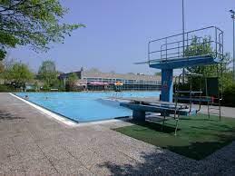 Maybe you would like to learn more about one of these? Kombibad Spandau Sud Schwimmbad Berlin De
