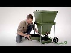 Children discover different types of waste and learn to recognize their respective collection bins. 36 Composting Methods Ideas In 2021 Composting Methods Compost Garden Compost
