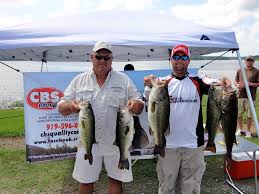 Winners check in with more than 27 pounds for healthy first prize