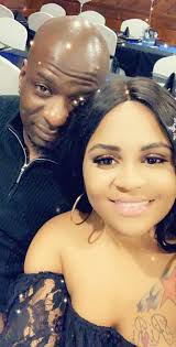 My King and I have been married for 14 years. There's 15 years difference  in our age. How many other couples