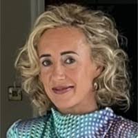 Joan Irons's Instagram, Twitter & Facebook