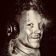 Stream TobiasK music