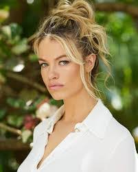 Hailey Clauson's Instagram, Twitter & Facebook