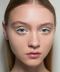 10 Of The Coolest Eyeshadow Trends That Everyone Will Be Wearing This Spring Society19 White Eyeliner Makeup No Eyeliner Makeup White Eyeliner