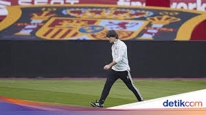 Joachim löw vai deixar a seleção da alemanha após a eurocopa. Badly Defeated Germany With Spain Joachim Loew To Be Fired World Today News