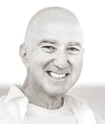 Joey Basmaji a laissé sa marque dans la mode...