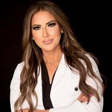 Mika Wright, BSN RN (@mika_aesthetic_nurse_injector) · Cape Girardeau, MO