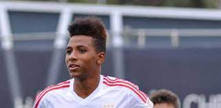 Stream tracks and playlists from gerson on your desktop or mobile device. Gelson Fernandes E Importante Comecar Assim Europeu Sub 17 Jornal Record