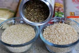 Trucs Et Astuces Pour Cuire Le Quinoa Comment Cuire Le Quinoa Cuisiner Le Quinoa Aliments Riches En Fibres
