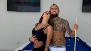 Maria teresa matus en arturo vidal staan in hun geboorteland bekend als de david en victoria beckham van chili. Aseguran Que Arturo Vidal Le Puso El Gorro A Maria Teresa Matus Con Sonia Isaza